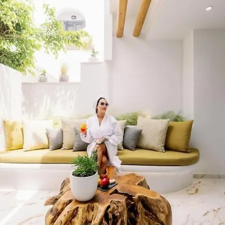 Venus With Hot Tub * Agios Prokopios (Naxos)